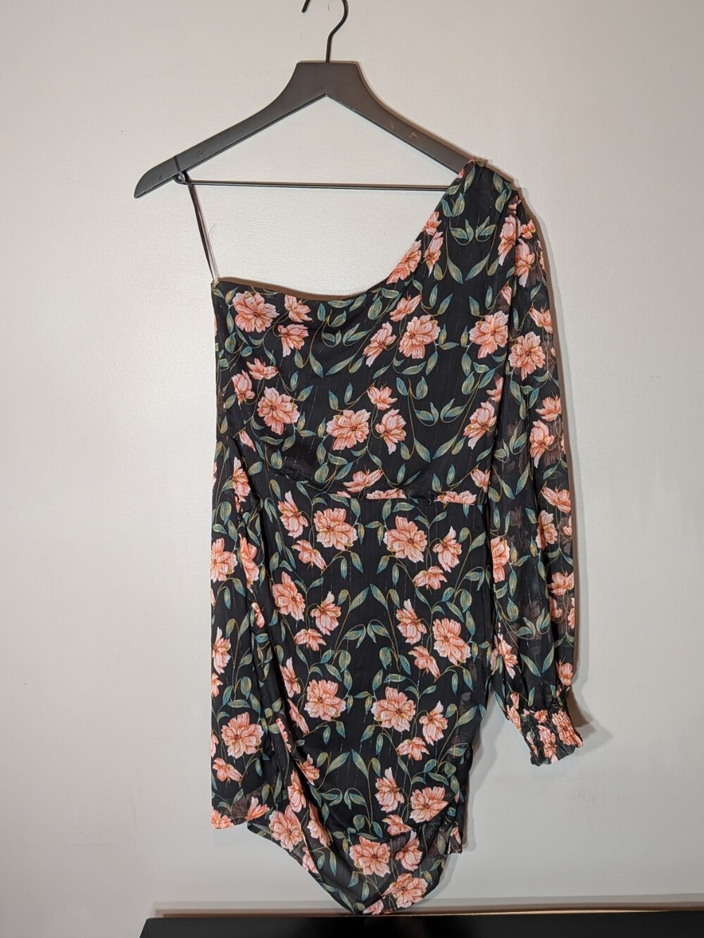 Lost + Wander Black One-Shoulder Floral Dress with Pink Flowers